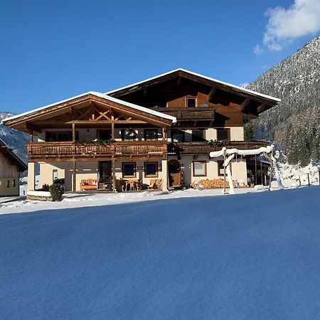 Apartment In Saalfelden Am Steinernen Meer Esterno foto